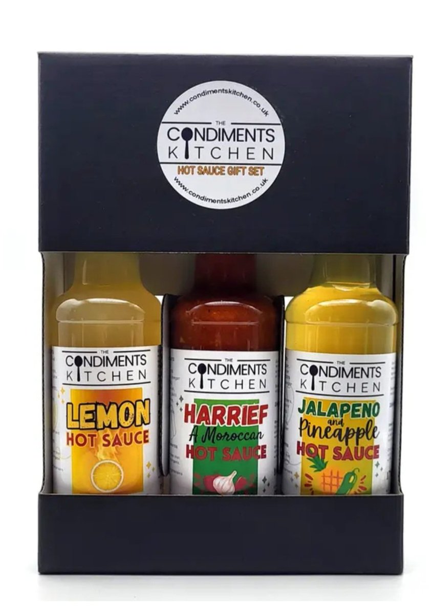 CondimentsKitch's tweet photo. Morning #UKGiftHour #UKGiftAM

Our 3 bottle hot sauce gift box is back in stock!

Flavours vary from what's shown in the photo 

Don't forget we can send gifts straight to your recipient!

#MHHSBD #hotsaucegiftbox #CondimentsKitch https://t.co/lMjasvN9z9
