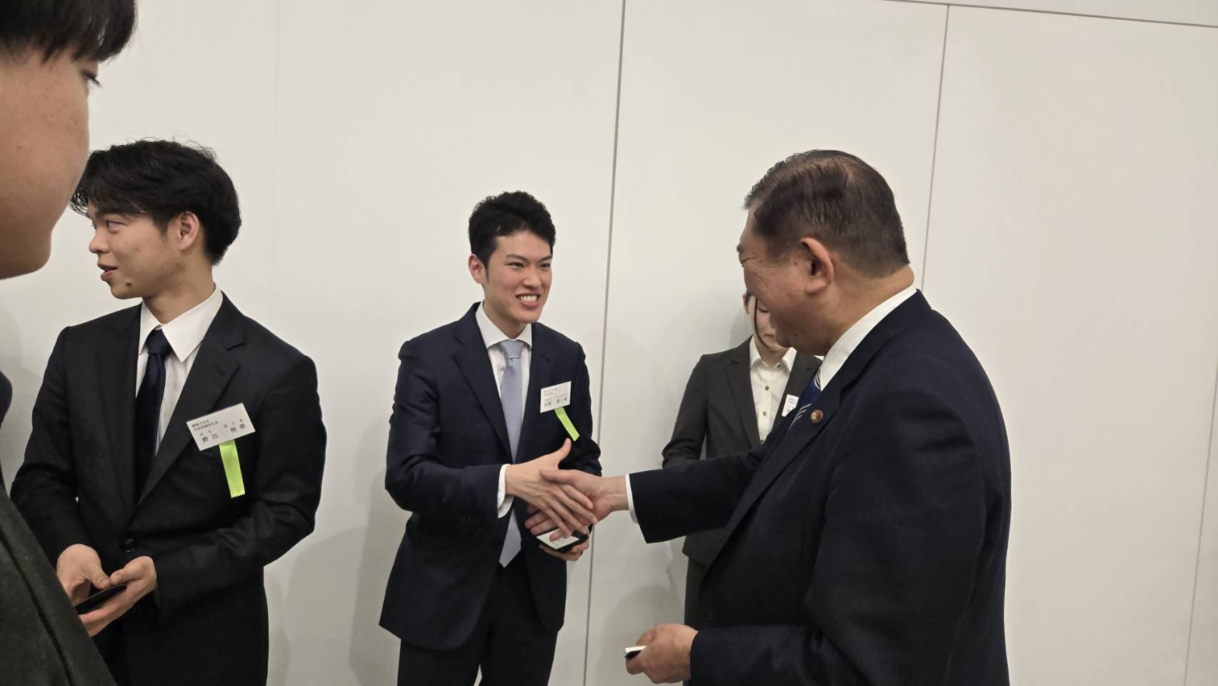 アイコラ　堂真理子 