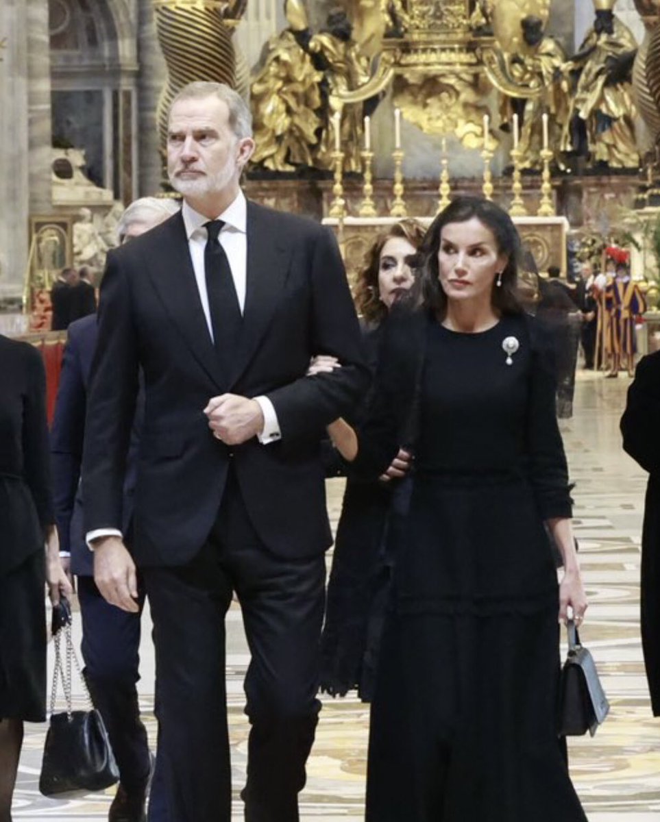 oldroyalty1's tweet image. Their Most Catholic Majesties King Felipe VI and Queen Letizia of Spain attending the funeral of His Holiness Pope Francis
