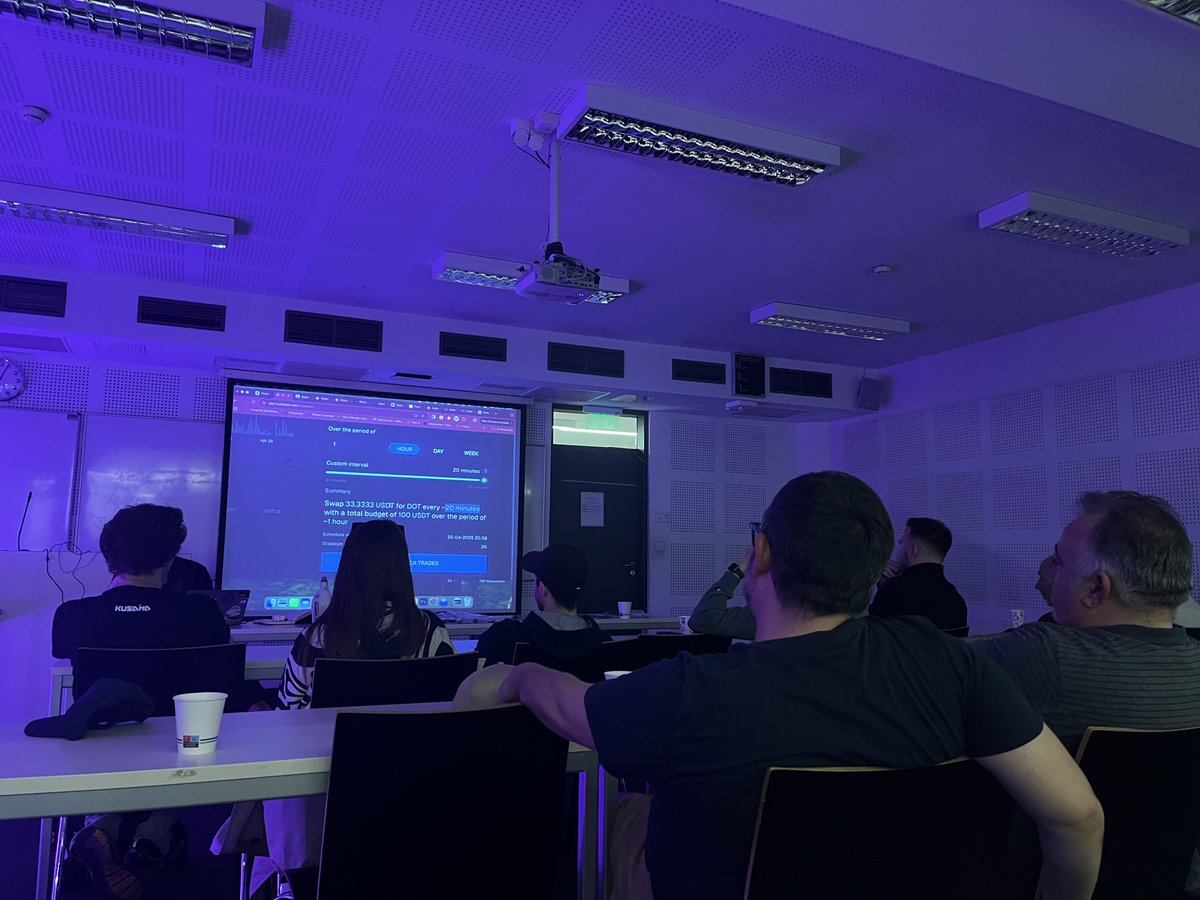 Vikk 🐽 🐖 tweet media