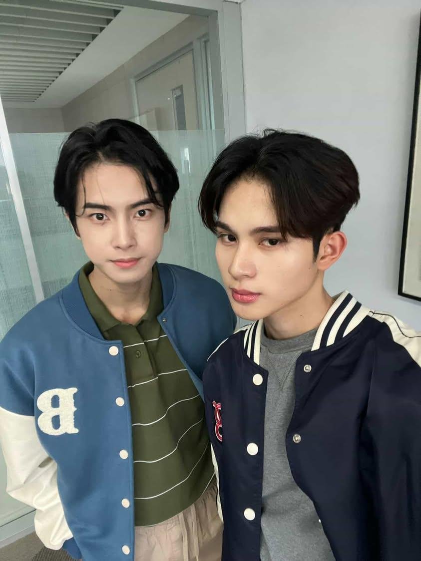 Our Kyler and Winston!

HORI7ON FOR BENCH FASHION

#HORI7ONxBFWSS2025
#HORI7ON #호라이즌 
<a href="/HORI7ONofficial/">HORI7ONofficial</a> <a href="/benchtm/">BENCH/</a>