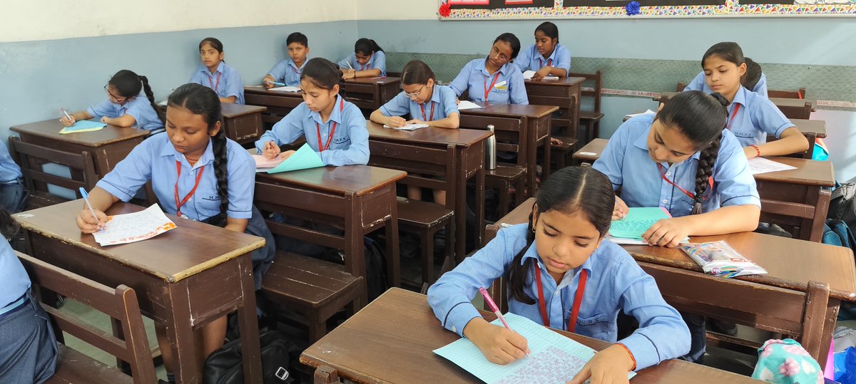 MMPublicschool1's tweet image. एम.एम. पब्लिक स्कूल में हिंदी सदन द्वारा &apos;निबंध लेखन&apos; प्रतियोगिता का आयोजन किया गया । जिसका विषय था &apos; स्वस्थ नागरिक ही देश की बहुमूल्य संपत्ति होते हैं।&apos; इस प्रतियोगिता में कक्षा चौथी से नौंवीं तक के छात्रों ने भाग लिया।
#MMPUBLICSCHOOL #bestschoolinpitampura #OverallDevelopment
