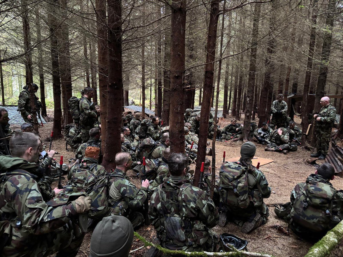 2BdeTptRes's tweet photo. Over the last 2 weeks instructors and staff from 2 Bde Tpt teamed up with 1 MIC colleagues to deliver tactical training for 50+ troops from CBB and DFTC Army Reserve units 🇮🇪 https://t.co/NvzEbuCVFR