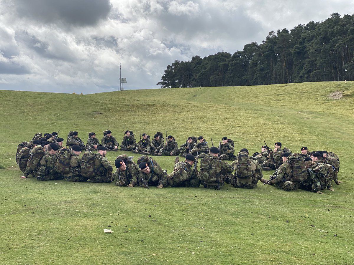 Over the last 2 weeks instructors and staff from 2 Bde Tpt teamed up with 1 MIC colleagues to deliver tactical training for 50+ troops from CBB and DFTC Army Reserve units 🇮🇪