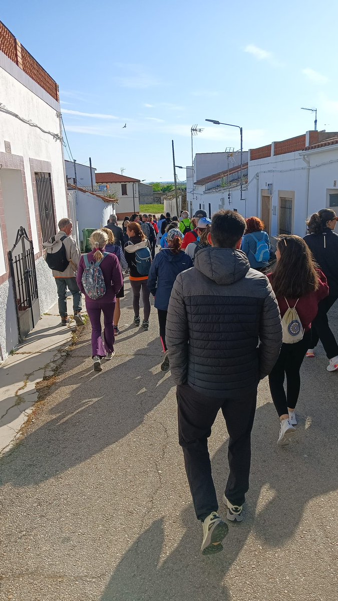 dxt_san's tweet photo. Penúltima prueba del Circuito Semderista "Sierra SanP Camina",  en #Salorino 🚶‍➡️🚶‍♀️‍➡️🚶‍➡️🚶‍♀️‍➡️
Espectaculares murales 🖼 y parajes naturales 🏞
Próxima y última ➡️1 de Mayo
📍#ValenciadeAlcantara https://t.co/f3XNm88TRb