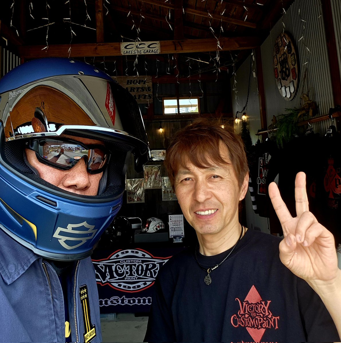 516Victory's tweet photo. 久々のＸ…
相棒の左サイド！寂しくて、、
いつか🖌️ピンスト入れられたらと、タイミングを伺ってた。
鉾田��ＣＣＣさんのイベント！で遂にVictoryCustomPaintさん⚡に入れても���たぁ～🔥🙌
メット🏍️オールペンやらショウエイのメットDesignなどずっとその腕を見てきたので〜やっと念願叶った✌️ https://t.co/8UL7JzdeVM