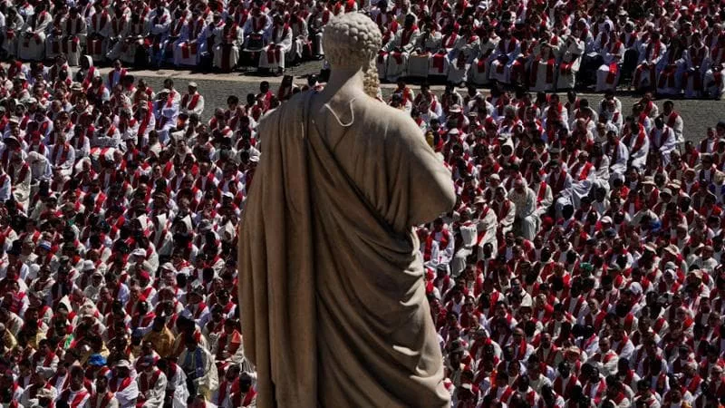 Mi pare che i #funerali di #PapaFrancesco non siano abbastanza sobri.