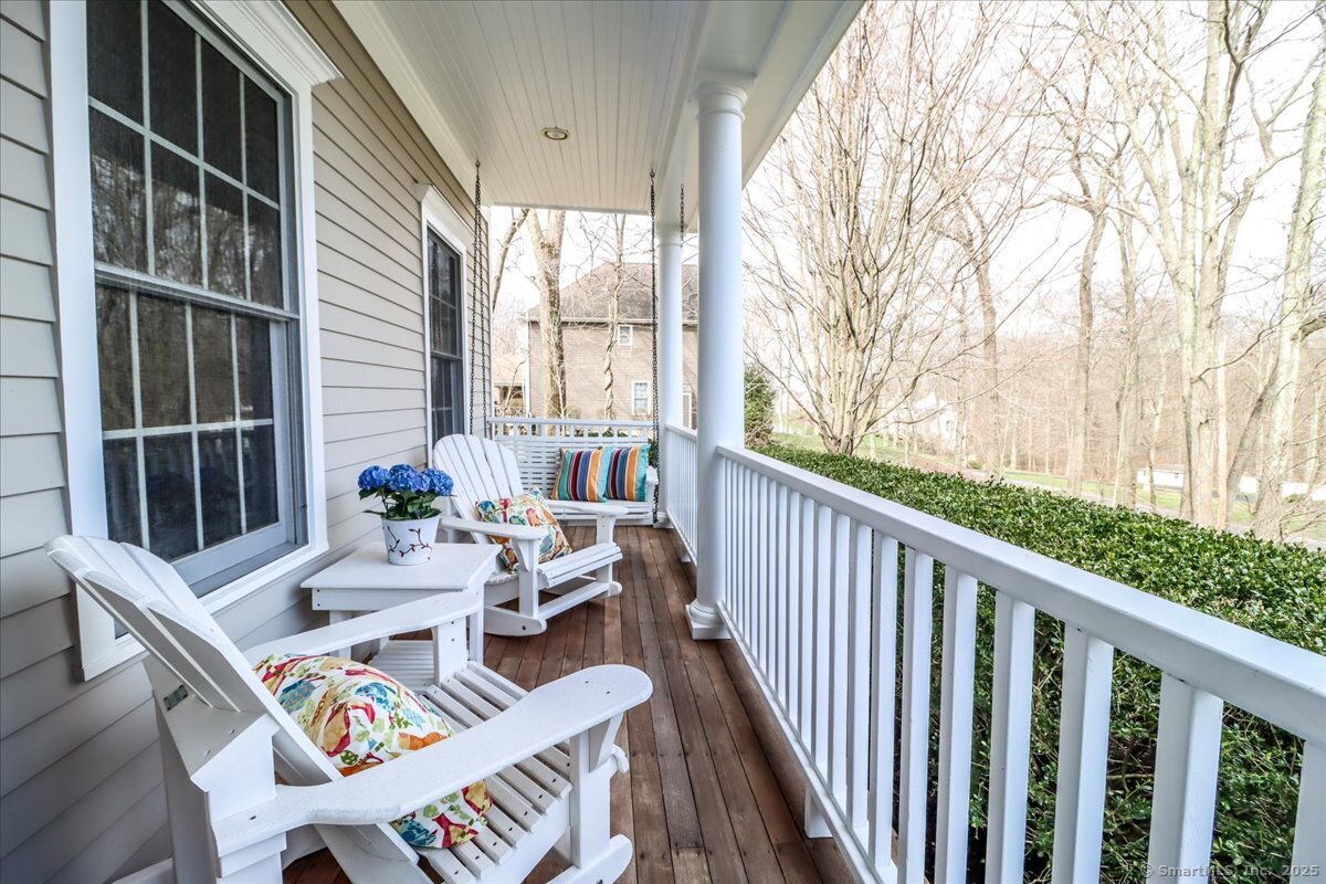 KathyHamiltonCT's tweet photo. 12 Canterbury Lane, Newtown, CT, 06482
4 bed | 4.5 bath 4904 Sq. Ft.
Active | 995000
https://t.co/aGvgTWxi9B
Welcome to your dream home!This home is a beautifully appointed 4-bed, 4.5-bath colonial masterpiece.Imagine starting your day on the charming front porch with a fresh... https://t.co/XjdbLThqNB