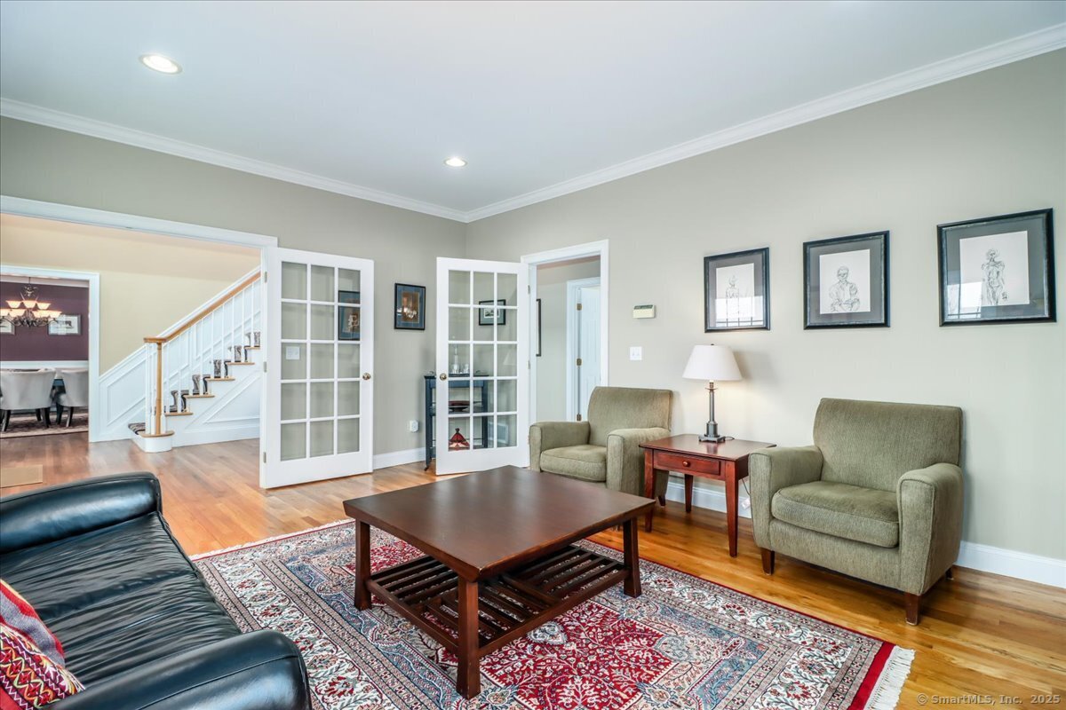 KathyHamiltonCT's tweet photo. 12 Canterbury Lane, Newtown, CT, 06482
4 bed | 4.5 bath 4904 Sq. Ft.
Active | 995000
https://t.co/aGvgTWxi9B
Welcome to your dream home!This home is a beautifully appointed 4-bed, 4.5-bath colonial masterpiece.Imagine starting your day on the charming front porch with a fresh... https://t.co/XjdbLThqNB