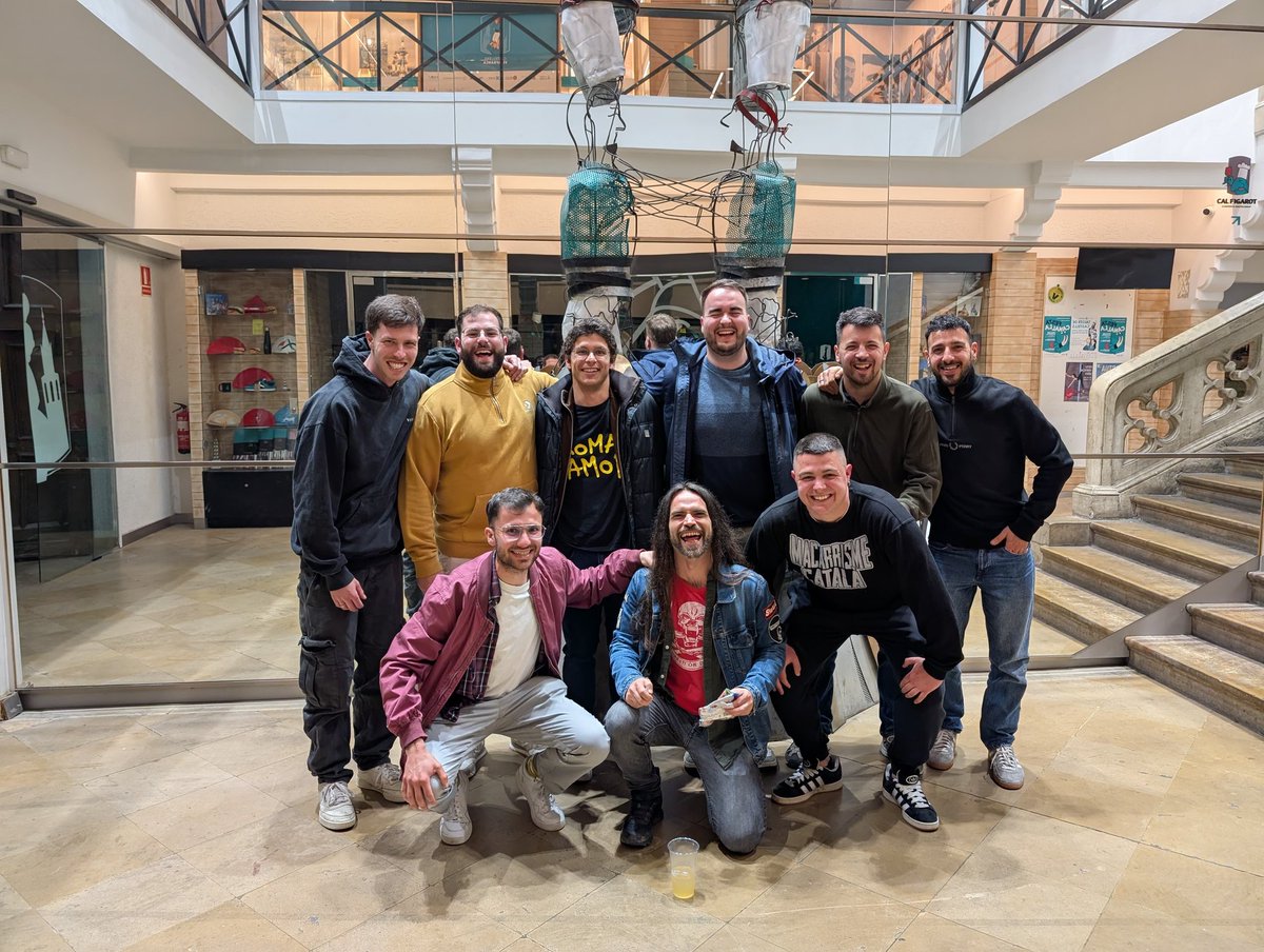 Ahir es va complir un objectiu vital:
El 1r Sopar de Marcs

Comencem el compte enrere per la 2a edició