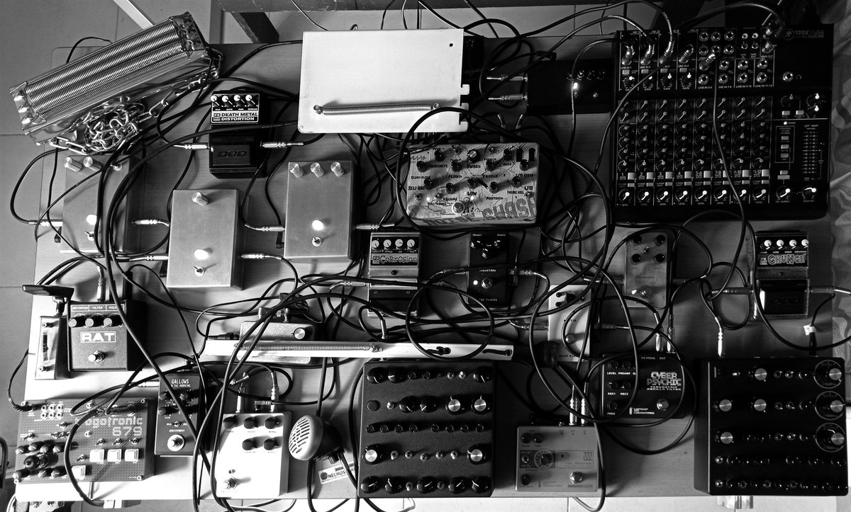 Tube Tentacles tweet media