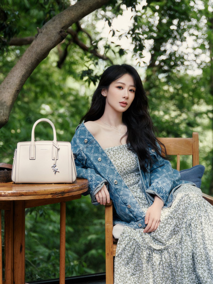 yangzi0611's tweet photo. สำหรับงานอีเว้นท์ MichaelKors Hangzhou event #หยางจื่อ #yamgzi https://t.co/8ewQXqXqvw