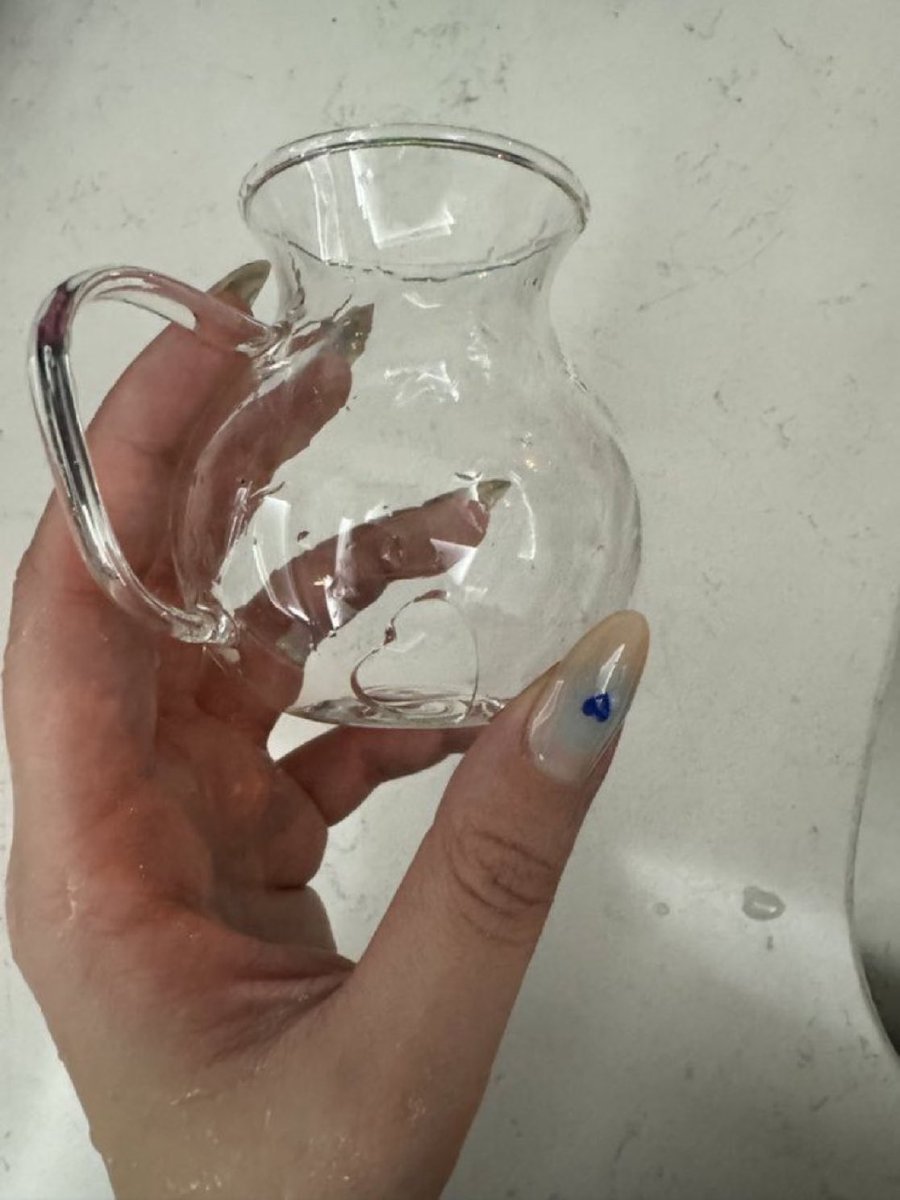 kalpli bardak.. bunu favlamadan geçersen hayatın boyunca kötü şans üzerinde olur..