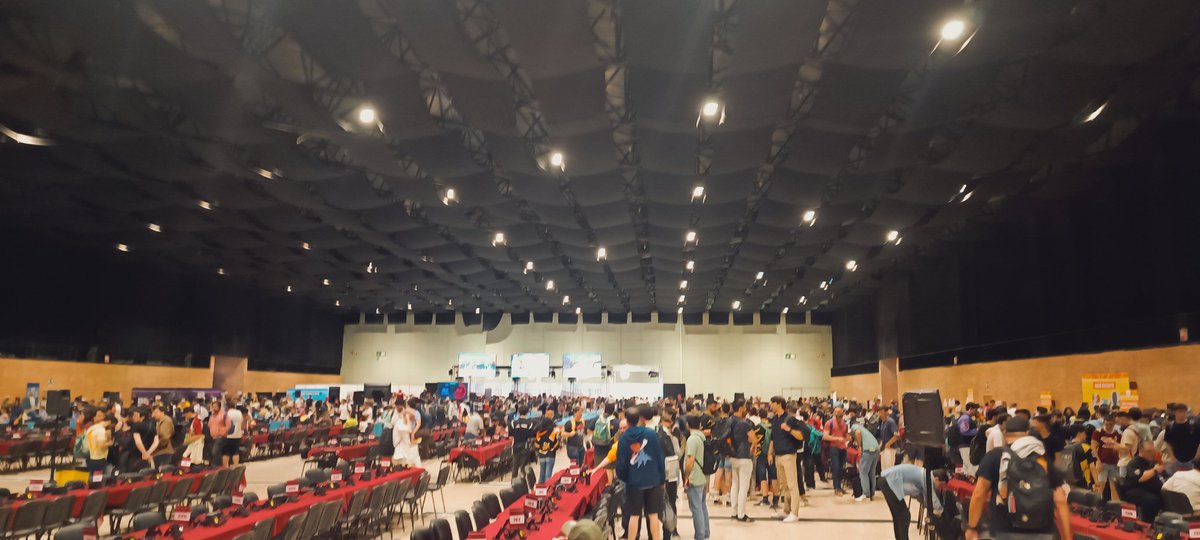 BalearesVGC's tweet photo. ¡Hoy es el Special Event de Sevilla!

Resultados baleares tras Ronda 3:
@JoanPerello10 2-1
@PitufoMorenoVGC 2-1
@jayballeVGC 2-1
Gaspar Sánchez 2-1
@davidesparahoy 1-2
@marquitos_sc 1-2
@DavidotaVGC 1-2 https://t.co/Cef6hETgEw