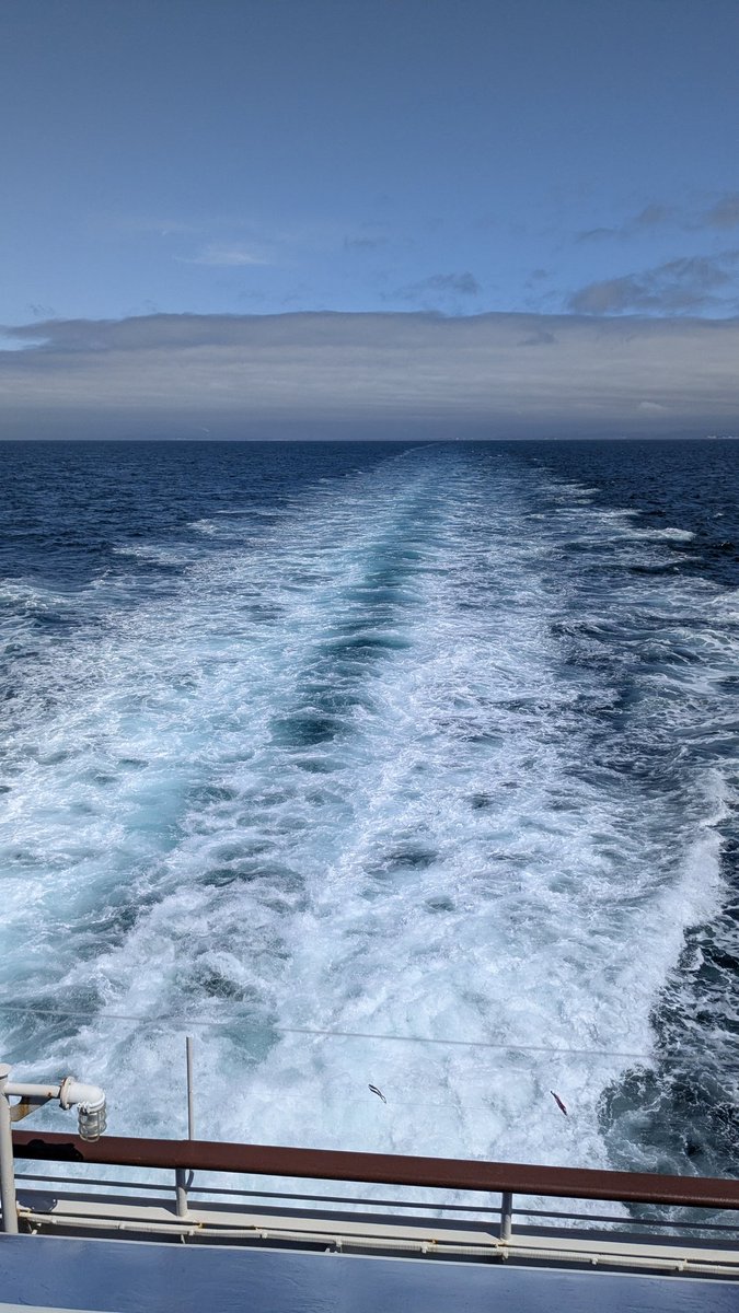 hawk_gt's tweet photo. 天気良かったはずなのに、どこかドンヨリな日本海の天気。 https://t.co/oJKTEVePdc