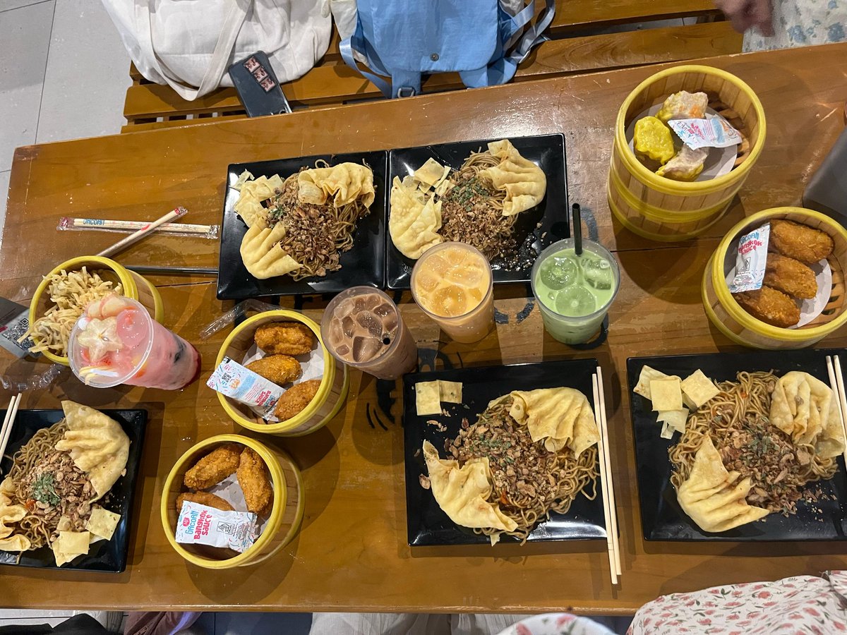mis5ty's tweet photo. Mam 🤤 https://t.co/o1mfc271Uj