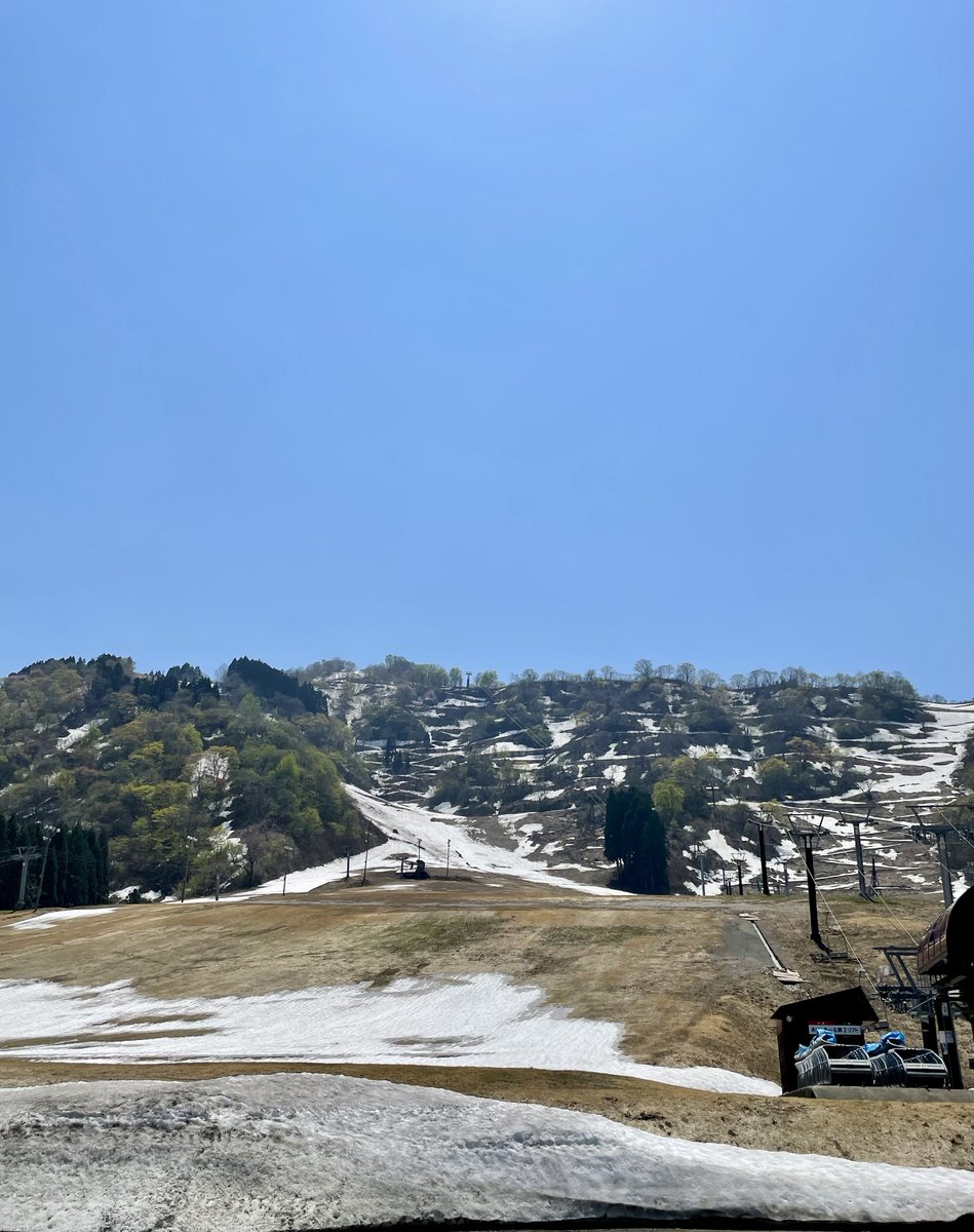 uduki_monroe's tweet image. 残雪のGelände

隣の貯水池には桜の花筏

❄️&amp;amp;🌸
今だけのcollaboration

山の気を皆さまへ

清々しい4月last Saturday 

#latespring