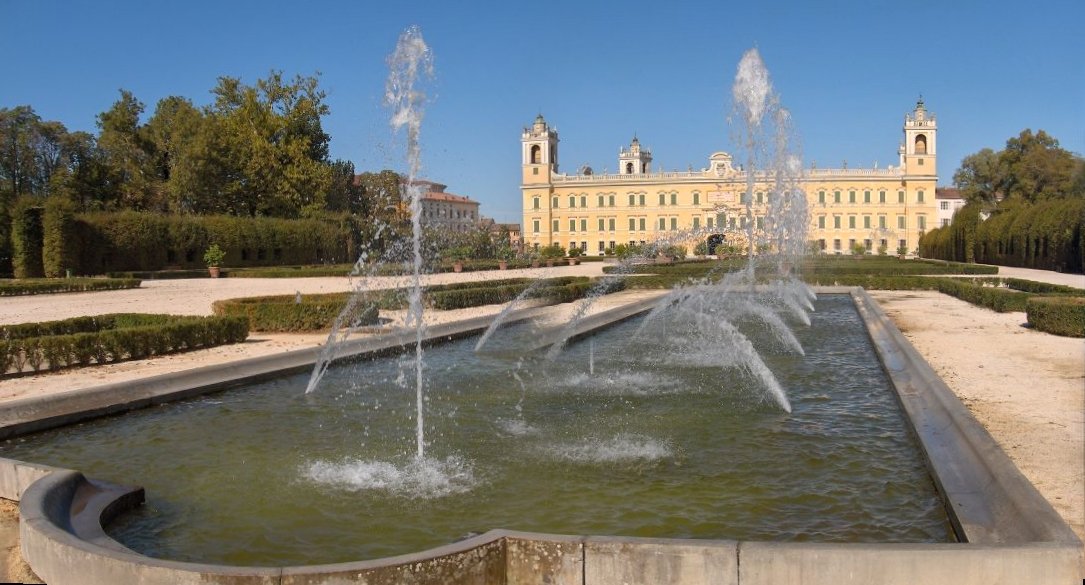 #arte #art
#photography
#photo
#foto
#fotografia

Colorno (Parma)

Palazzo Ducale
(XVIII° sec.)

📷 mia