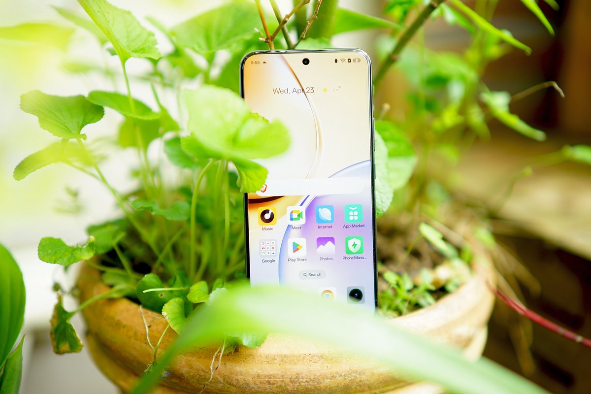 nbc_net's tweet image. Realme 14 Pro+ Smartphone Review: Feature-rich mid-ranger with huge battery and bright OLED screen dlvr.it/TKNVzr #Realme14ProPlus #SmartphoneReview #MidRangeSmartphone #5GPhone #OLEDDisplay