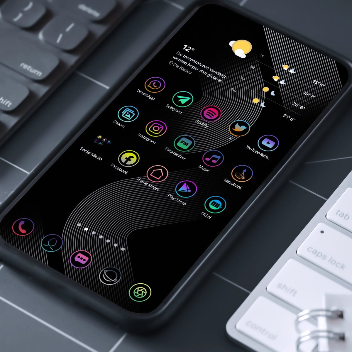 Dutch Icons tweet media