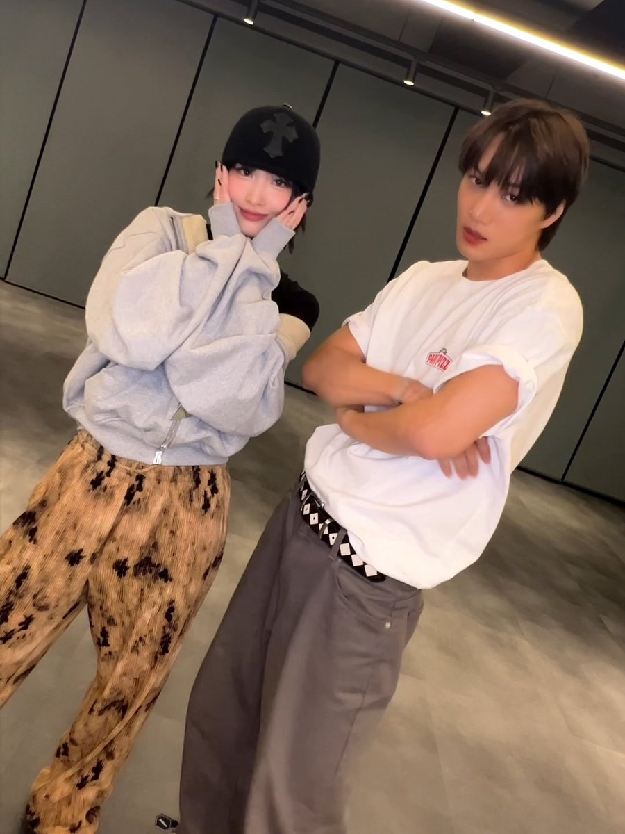 Dancing King and Queen Kai and Momo (2023 &amp; 2025)