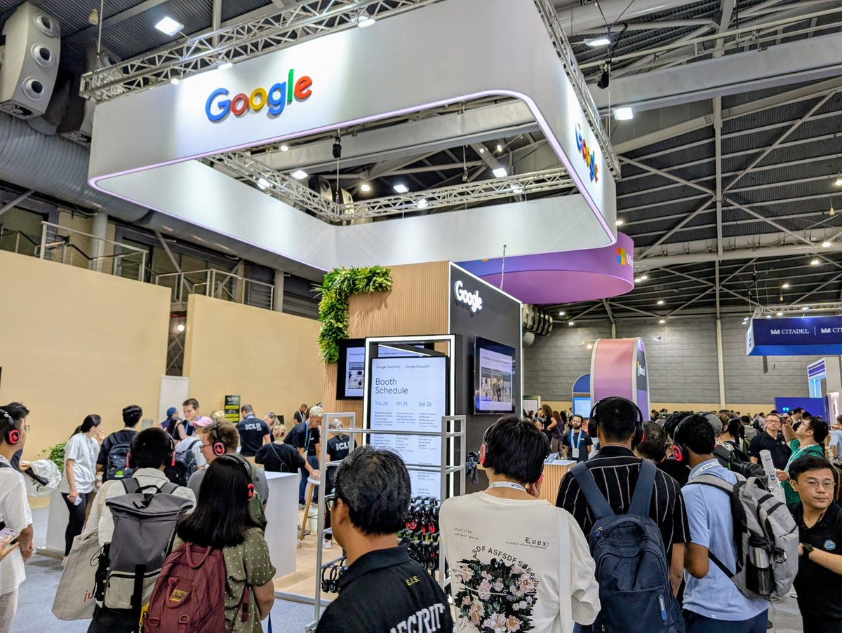 GoogleAI's tweet image. At 3PM today, Seijin Kobayashi &amp;amp; Johannes von Oswald will be at the #ICLR2025 Google booth to address the question, &quot;Can learning algorithms discover when randomization is beneficial?&quot; arxiv.org/abs/2408.10818