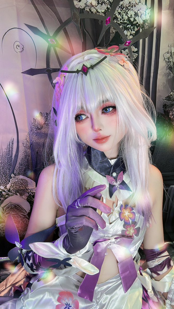 yuiyui_205's tweet photo. Castorice doesn’t save anyone — she makes everything beautiful in its ending
#HonkaiStarRail #Castorice https://t.co/FkFtfk9Gfo