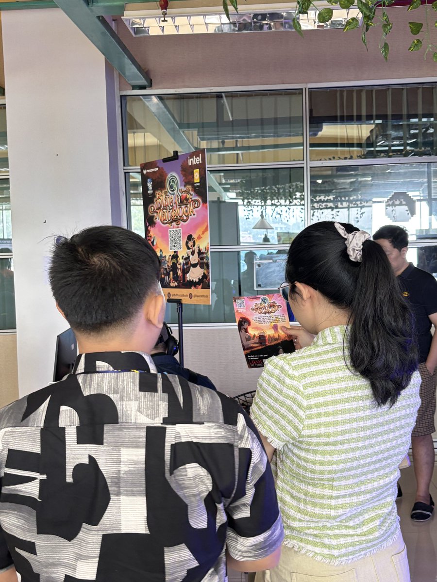 TheBlueCutHook's tweet photo. We are here for Bandung Game Demo Day!!
📍IndigoHub Bandung
Don’t miss a chance to come and play our Demo! 😍
#TheBlueCutHook #Indiegame #gamedev #madeinunity #madeinIndonesia https://t.co/FZ4FFINoaL