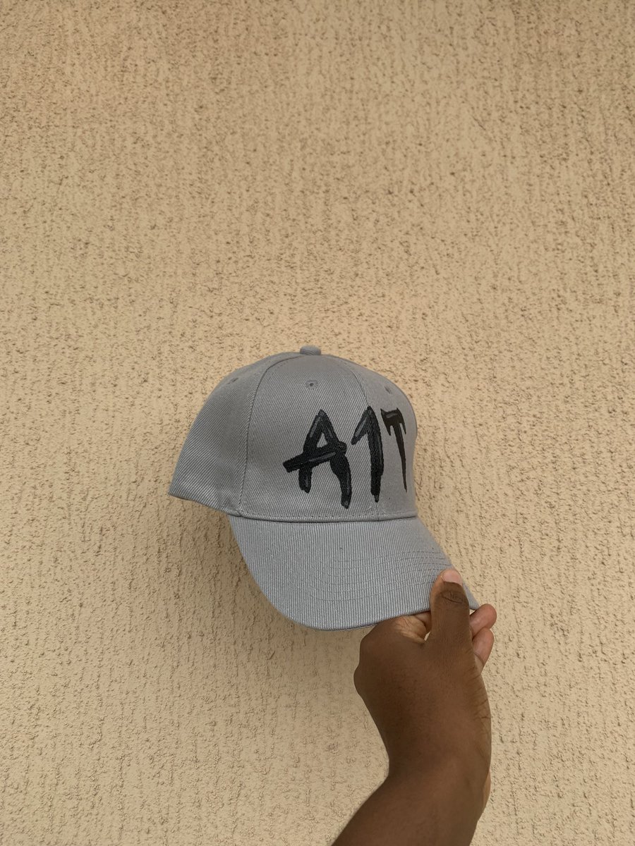 Midepella_'s tweet image. A new day to shop from MIDEPELLA🖌✨