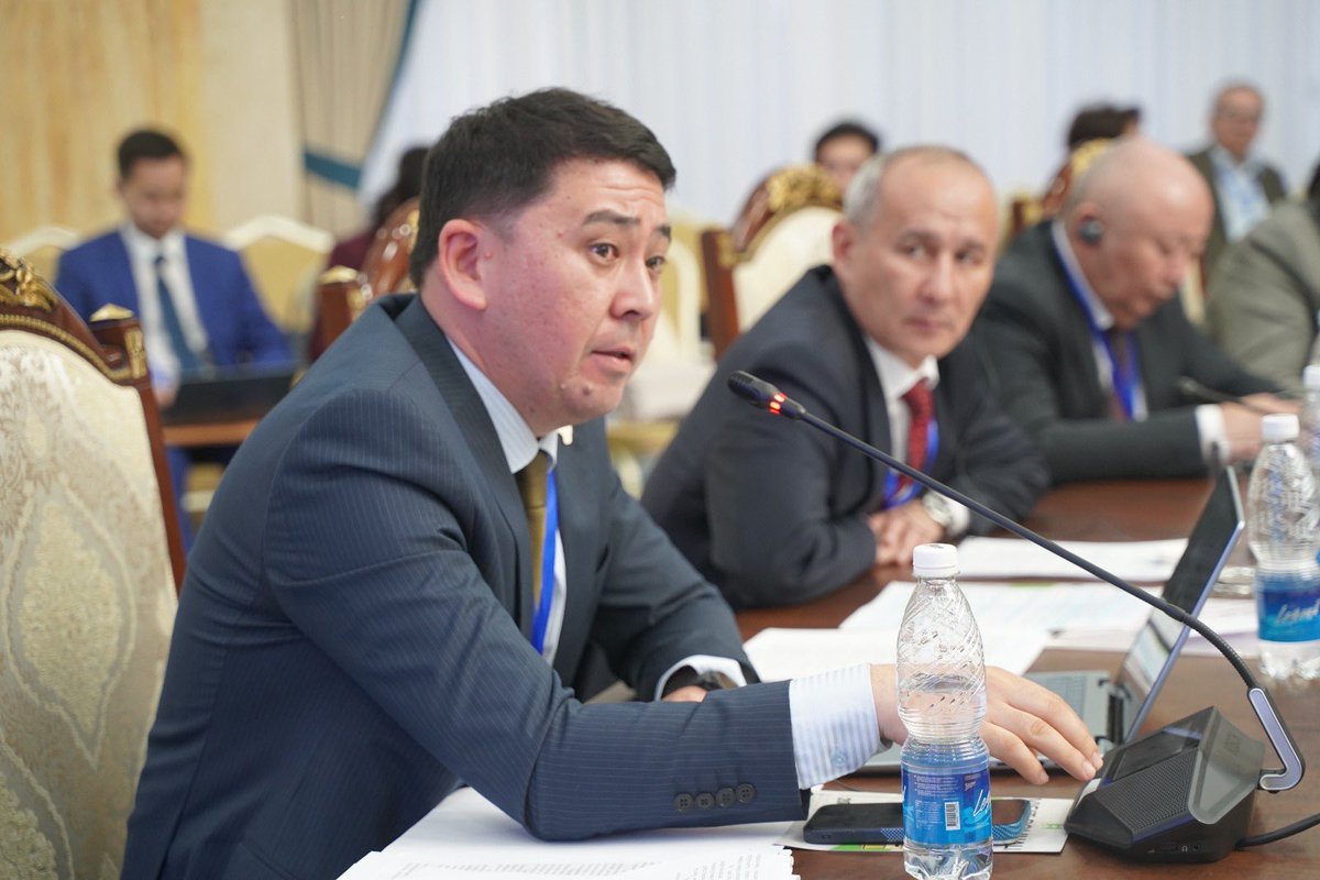 gslep_program's tweet image. Global leaders at Bishkek+25, led by #GSLEP, championed mountain ecosystems &amp;amp; biodiversity! Focused on transboundary conservation &amp;amp; climate resilience. Key takeaways: cooperation, funding, science integration &amp;amp; green infra.  More info:  globalsnowleopard.org/global-leaders…