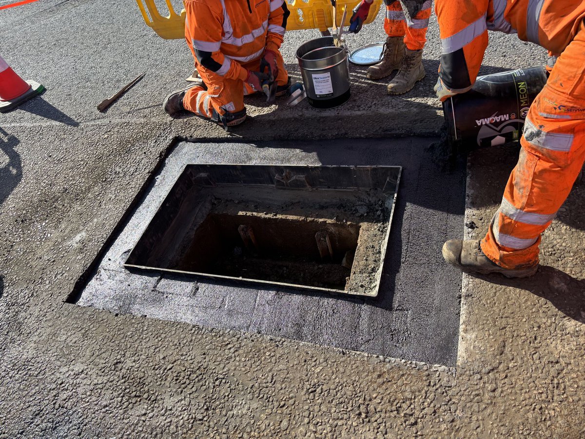 MeonUK's tweet image. Cold-applied methods of practice are helping to rewrite the new rules of asphalt reinstatement - simpler, safer and more economical.

bit.ly/3GrZxVc 

#ColdApplied #PermaFyx #SurfaceRepair #AsphaltRepair #IronworkReinstatement #UtilitiesReinstatement #Ironworks