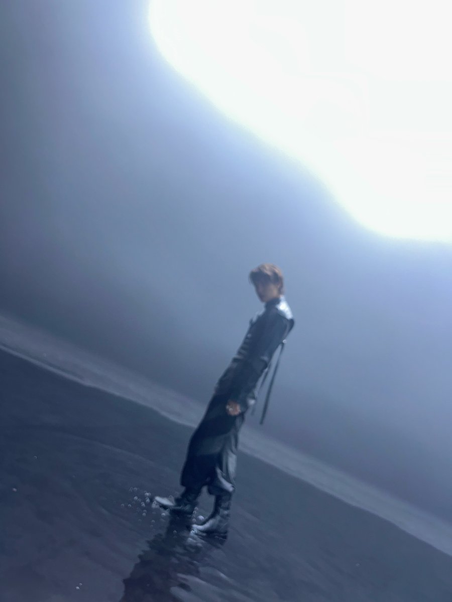 red eyes💥

#KAI #카이
#EXO #엑소 #weareoneEXO
#WaitOnMe #KAI_WaitOnMe