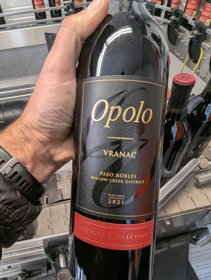A historic milestone for American wine: the only #Vranac grown and bottled in the United States, cultivated on their very own estate vineyard!
Warm congratulations Rick Quinn &amp; Opolo Vineyards! 🍷 ❤
#wine #OpoloVineyards #WillowCreekDistrict #PasoRobles #California #USA