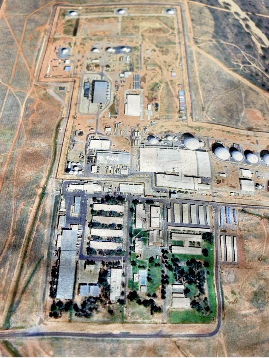 PeterCronau's tweet photo. A nice drone photo of the base taken in the soft morning sun — looking to the west with the east buildings at lower. It looks so innocent.
#JDFPG #PineGap https://t.co/EBYzPJRdJx