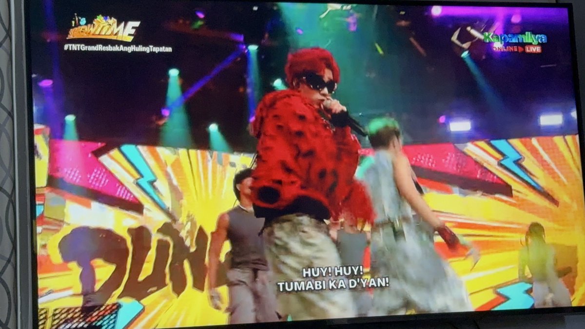 leks13's tweet photo. Grabe sobra sobrang treat na to this afternoon from @itsShowtimeNa!
@SB19Official serving DUNGKA sa prime online tanghali 🥹🫶🔥🔥🔥🔥🔥
#TNTGrandResbakAngHulingTapatan https://t.co/oogF7lV25h