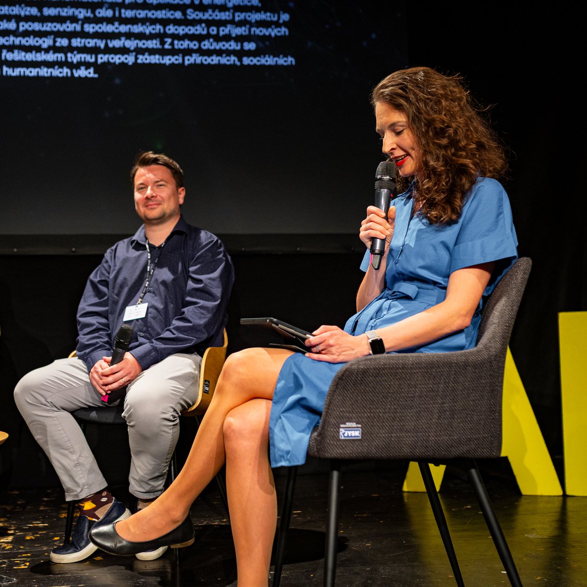 CatrinUP's tweet image. Projekt #TECHSCALE se představil na @AFOlomouc. Řeč byla o vnímání a přijetí nových technologií veřejností. Klíčovými slovy byly důvěra, otevřená komunikace, spolupráce a vzdělávání. #popularizacevědy