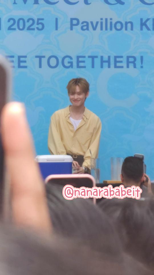 _nanarababeit_'s tweet photo. His smile 🥹🥹🥹🥹🥹
#천러 #CHENLE #钟辰乐
#NCTDREAM #NCT 
#CHAGEExCHENLE
#CHENLEinKL https://t.co/FbXmzN1ilb