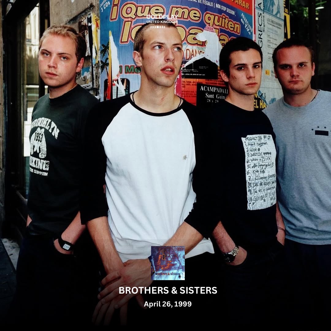 26 years ago • <a href="/coldplay/">Coldplay</a> released their second EP ‘Brothers &amp; Sisters’

📷 Tom Sheehan 
🗓April 26, 1999 
📈Peaked at N°92 on the UK Singles Charts
