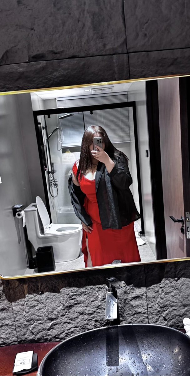 tt7198's tweet photo. 我很凶，还很爱咬人

#bbw
#chubby 
#棉花糖女孩
#全自动榨汁姬 
#肉棒奴
#性瘾
#坦克
#bbw
#锦州 
#京津冀 

@HZDS111
 @tankebuluo1 
@AhhShhXhh 
@ACFCDXH https://t.co/mfYnDyPpXj