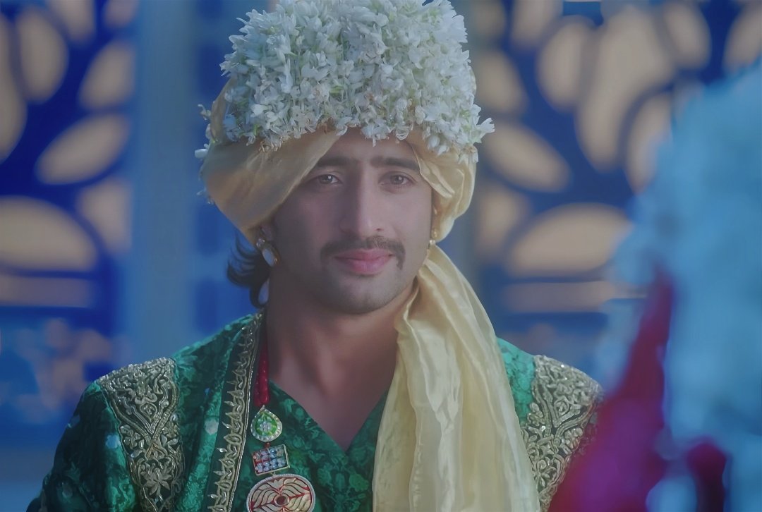 Betitle_'s tweet photo. groom salim and bride anarkali are so pretty oml. I hope to see another project of shaheer and sonarika, where their characters get married and get a longer marital life coz sanar couldn't have it🤧❤‍🩹

[ #shaheersheikh • #demsa • #sonarikabhadoria ] https://t.co/AAHixPPDkZ