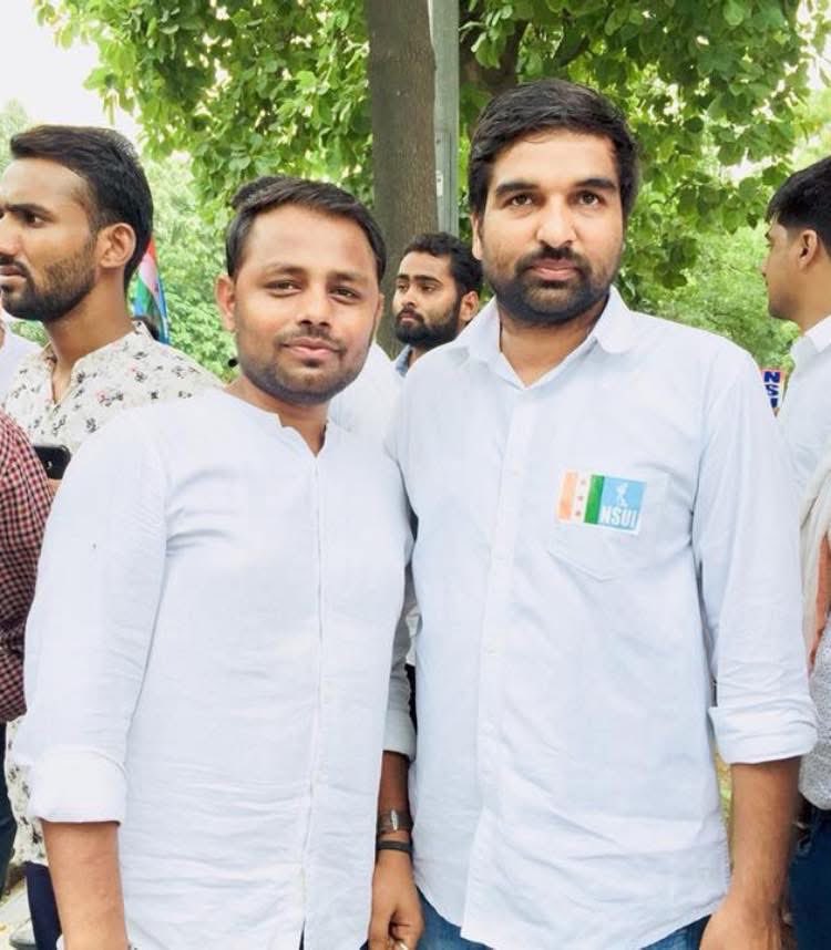 संगरिया विधायक एवं राजस्थान युवा कांग्रेस के अध्यक्ष श्री <a href="/AbhimanyuP00NIA/">Abhimanyu Poonia</a> जी को जन्मदिन की हार्दिक शुभकामनाएँ। ईश्वर आपको उत्तम स्वास्थ्य एवं दीर्घायु प्रदान करें।<a href="/IYC/">Indian Youth Congress</a> <a href="/Rajasthan_PYC/">Rajasthan Youth Congress</a>