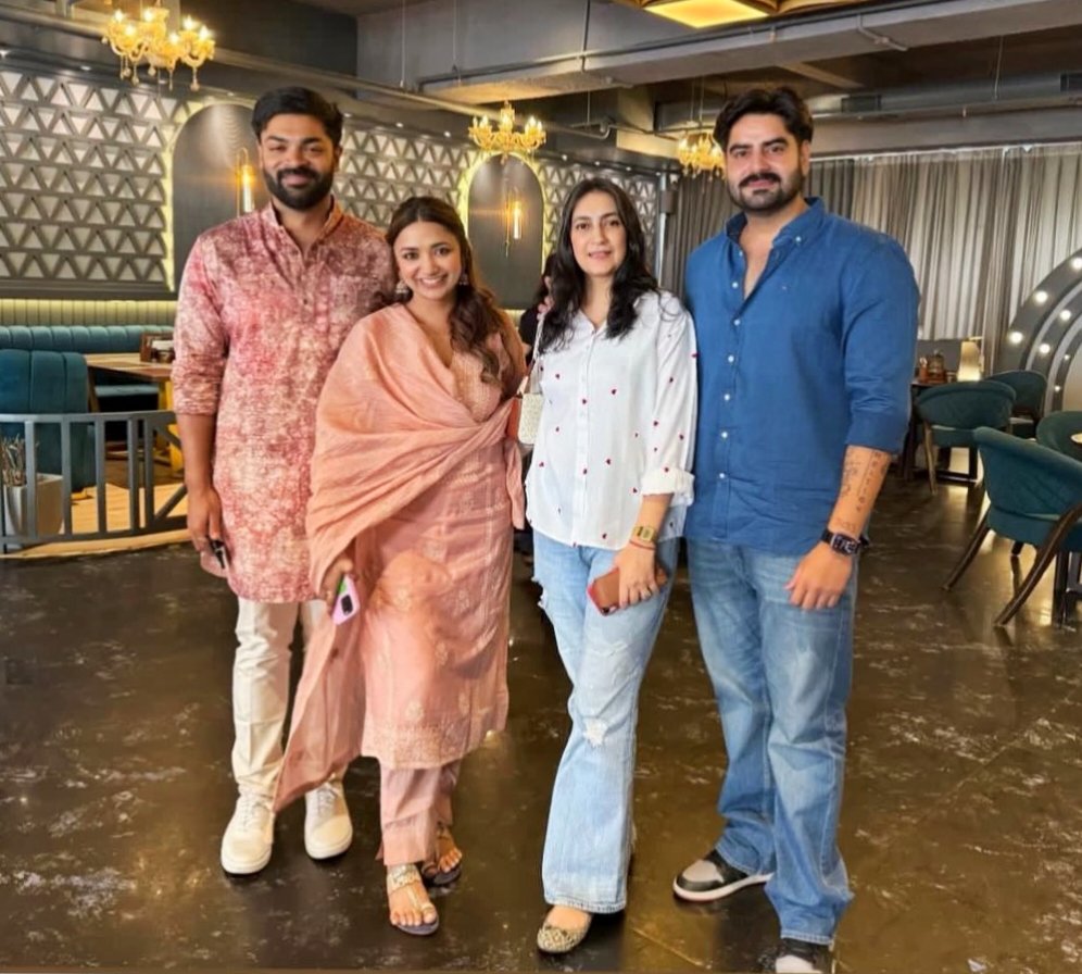 letgoyar_'s tweet photo. MashaaAllah😍 hope so jesa sb soch rhy wesa hi ho🤞🏻 if she is going to settle down in her life i am sooo happy😘😍🫶🏻🌹
So happy and pray for u my love😘
#JiyaShankar @heyshankar_ https://t.co/97DS4nGUgs