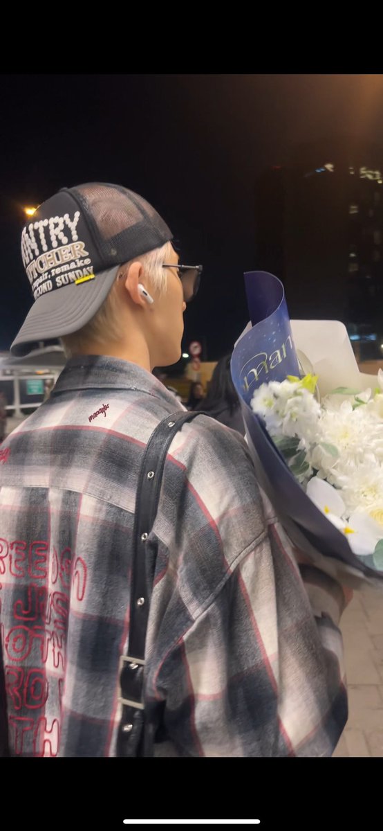 SEE YOU TOMORROW <a href="/shxx131bi131/">김한빈</a> 🫶🫶🫶

#HYPEUPinAUCKLAND
#hanbin #bi #비아이