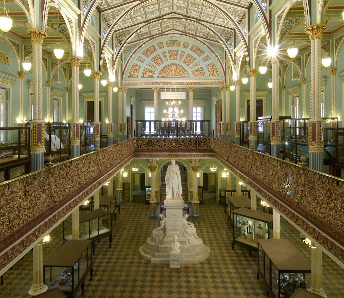 २६ एप्रिल २०२५ रोजी संध्याकाळी ४:३० वाजता संग्रहालयाचं प्रवेशद्वार आणि ५ वाजता संग्रहालय बंद करण्यात येईल. अभ्यागतांना होणाऱ्या गैरसोयीबद्दल आम्ही दिलगीर आहोत.
Please note that the Museum will close entry at 4:30pm today and shut by 5:00pm. Any inconvenience is regretted