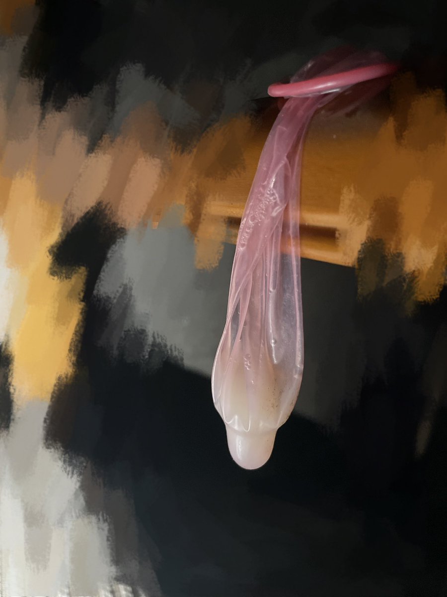 这个直男学弟的量真的是很可以啊  卧槽 哈哈 甚至流出了一些 还这么多🥛… 有人喜欢喝吗 哈哈