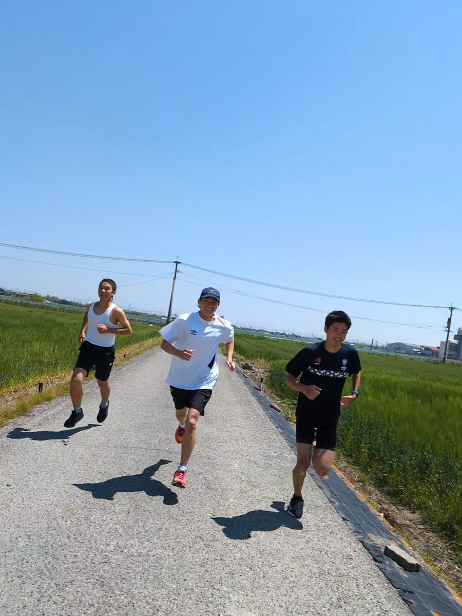 triathlonsaga's tweet photo. 4/24 ラン体験会に変更🏃‍♂️

新たに2人入部してくれました！
体験会、部員お待ちしてます！

#春から佐大
#春から佐賀大
#春から佐賀大学
#佐賀大学
#佐賀大学トライアスロン部 https://t.co/Fbxn05zUYx