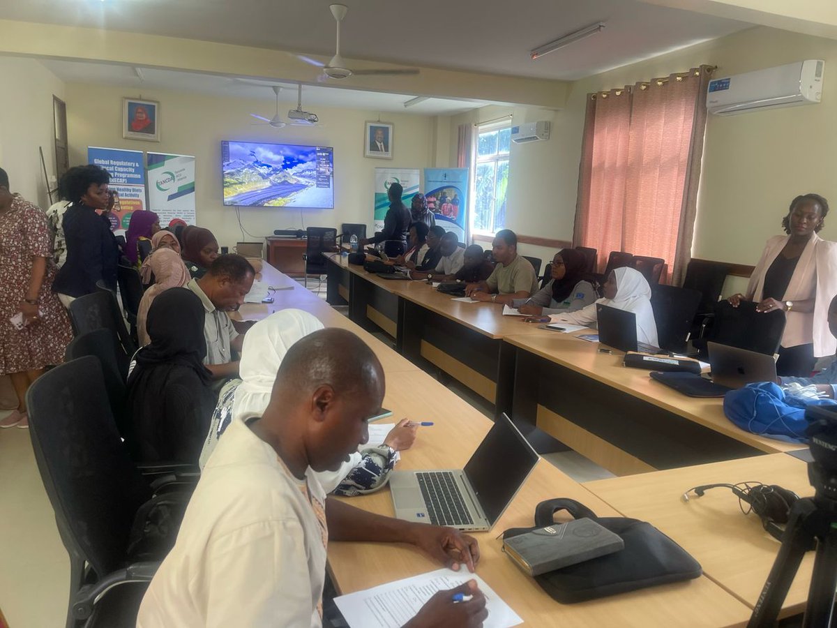 tancda's tweet image. 📣 Media Meeting in Zanzibar
We are hosting a strategic session with media representatives in Zanzibar to strengthen NCD messaging, share updates, and plan future efforts in raising public awareness about Non-Communicable Diseases (NCDs).  #NCDs #Zanzibar