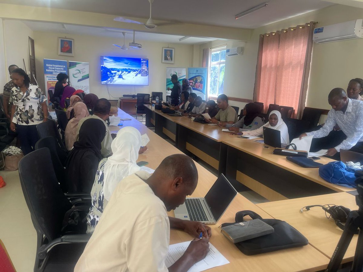 📣 Media Meeting in Zanzibar
We are hosting a strategic session with media representatives in Zanzibar to strengthen NCD messaging, share updates, and plan future efforts in raising public awareness about Non-Communicable Diseases (NCDs).  #NCDs #Zanzibar
