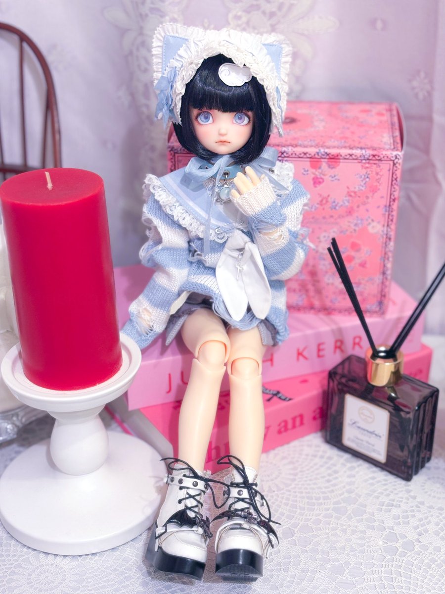 nekomimi0319's tweet image. 食べちゃいたいくらいかわいいとはこのこと🤦‍♀️
実はるきくんにはロールモデル(実在の某アイドル)いるんですけど、
ウィッグ替えたら予想以上に似すぎててまじでやばい🤣💙🩵

👀 #アイカマル
👗 #Magiccat 
🪐&amp;amp;🪽 #むりアクセサリー