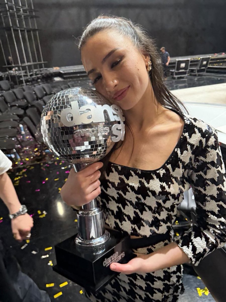 fiona24__'s tweet photo. La promo 2023 en termes de trophée c’est quelques choses 😌 https://t.co/e6huLzaePS